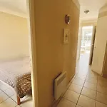 Apartment Au Calme, Au Coeur Du Golf - Piscine