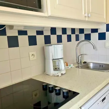 Au Calme, Au Coeur Du Golf - Piscine Apartamento