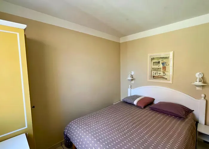 Au Calme, Au Coeur Du Golf - Piscine