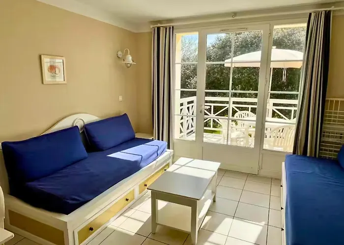 Au Calme, Au Coeur Du Golf - Piscine *