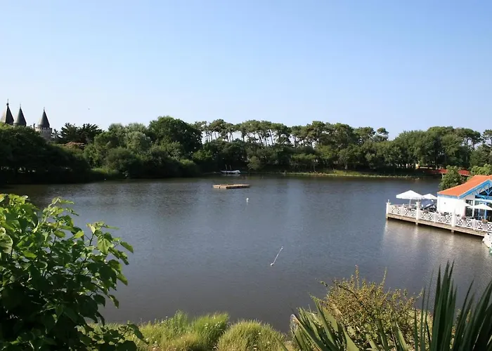 דירה Au Calme, Au Coeur Du Golf - Piscine